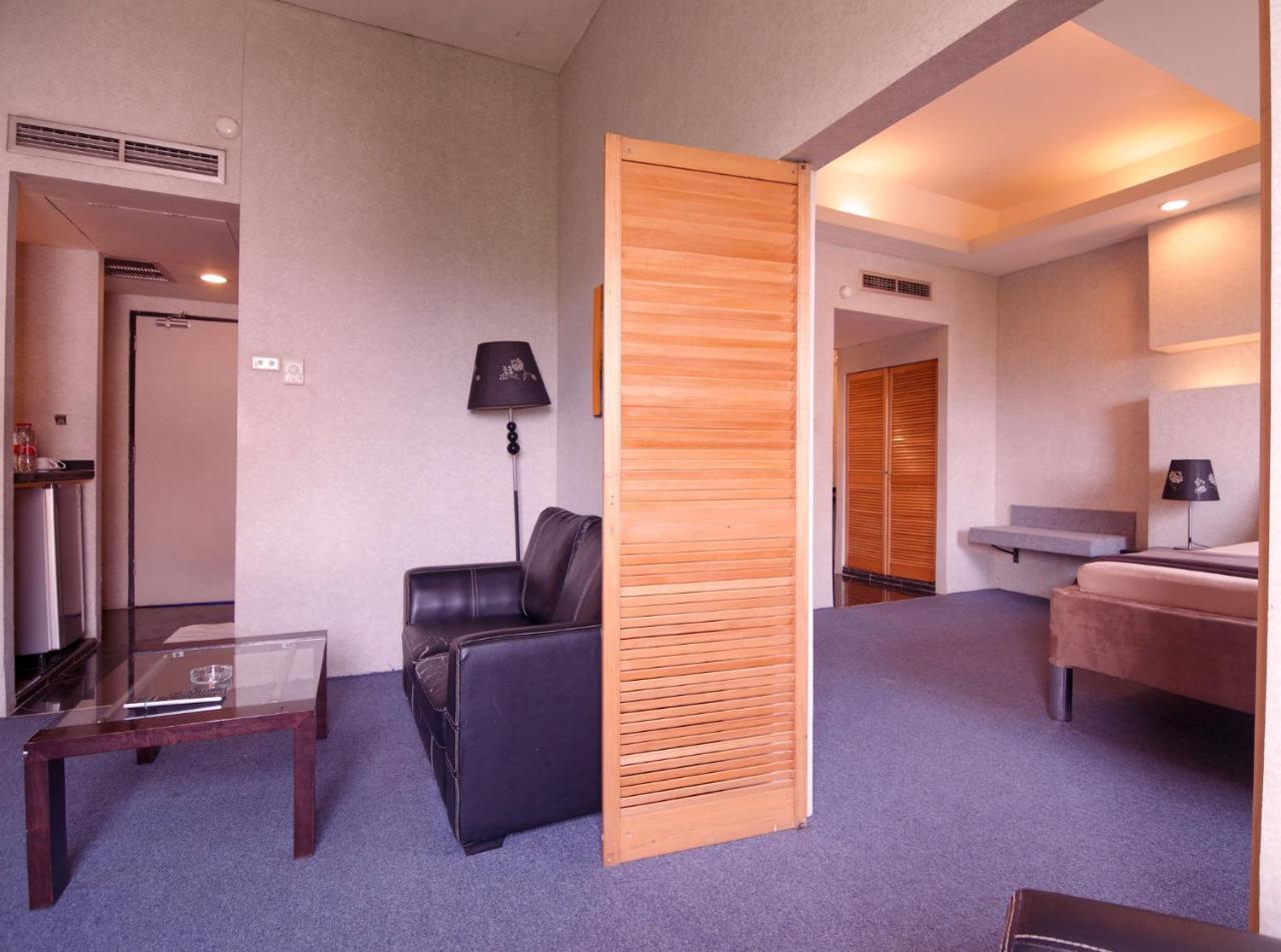 Hotel Peninsula Mangga Besar Jakarta Bilik gambar