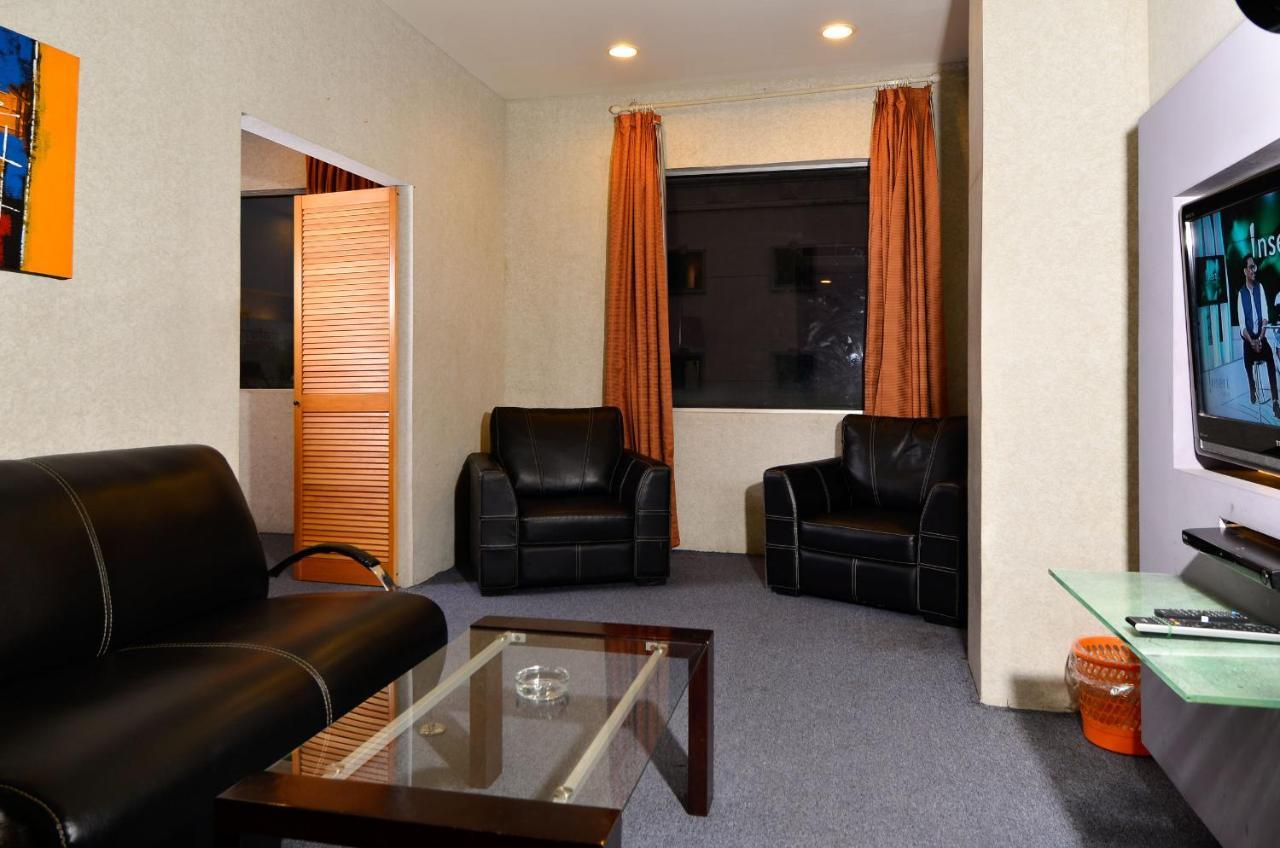 Hotel Peninsula Mangga Besar Jakarta Luaran gambar
